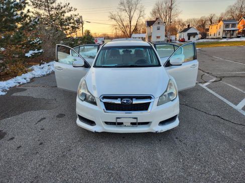 Used 2014 Subaru Legacy 2.5i Premium image 28