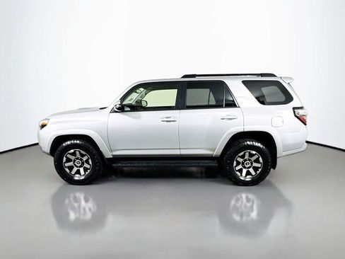 Certified 2024 Toyota 4Runner TRD Off-Road Premium AWD/4WD image 5