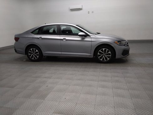 Used 2024 Volkswagen Jetta S FWD image 11
