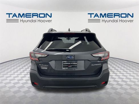 Used 2024 Subaru Outback Premium image 4