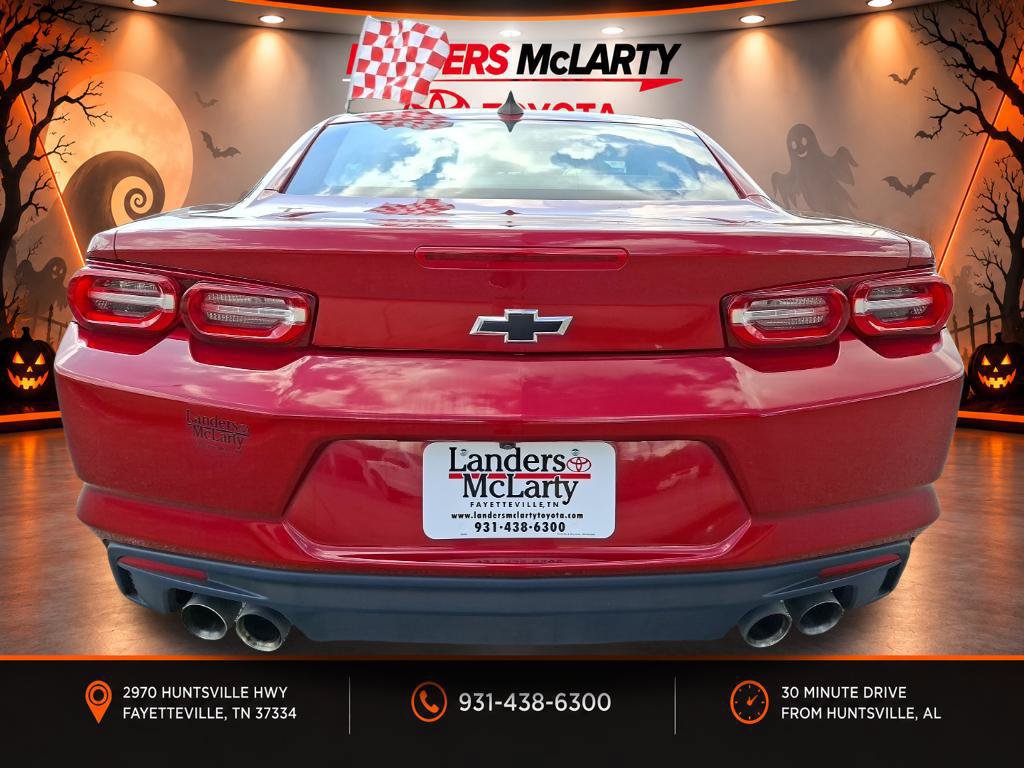 Used 2021 Chevrolet Camaro LT w/ Technology Package RWD image 4
