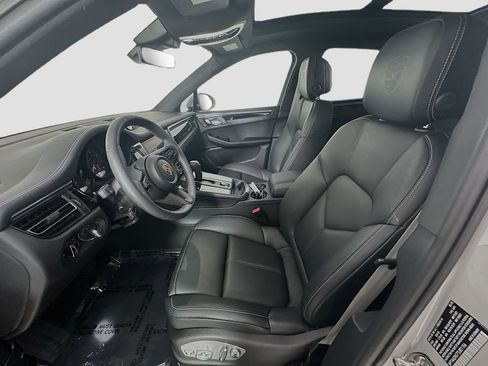 New 2026 Porsche Macan Turbo AWD/4WD image 5