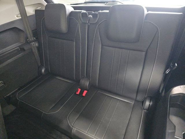 Used 2023 Volkswagen Tiguan SE FWD image 13