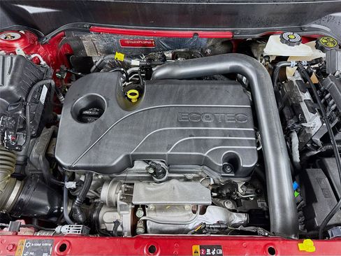 Used 2023 Chevrolet Equinox LT image 30