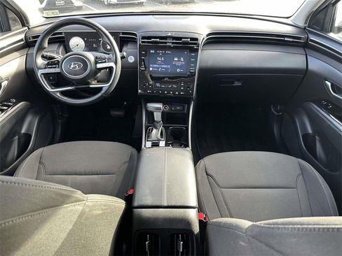 Used 2022 Hyundai Tucson SEL w/ Convenience Package image 2