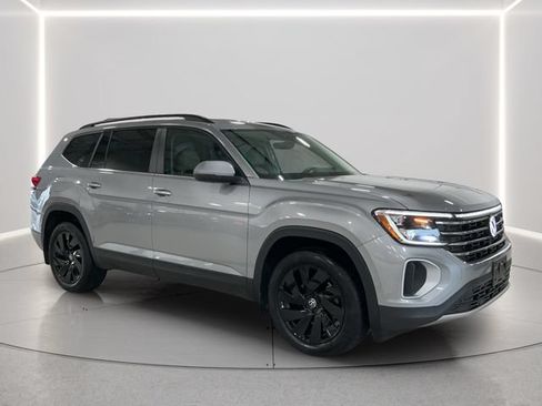 Used 2026 Volkswagen Atlas SE AWD/4WD image 8