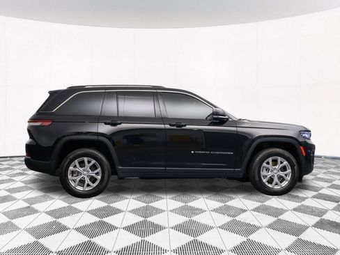Used 2023 Jeep Grand Cherokee Limited AWD/4WD image 46