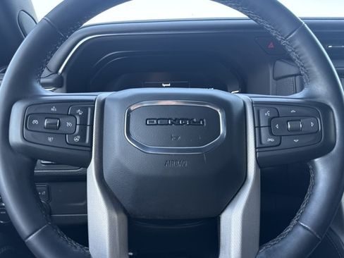 Used 2023 GMC Yukon Denali w/ LPO, Floor Liner Package AWD/4WD image 29