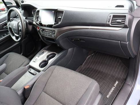 Used 2023 Honda Ridgeline Sport image 25
