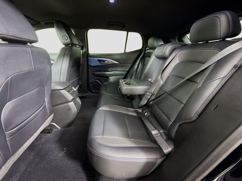 Used 2024 Chevrolet Equinox EV LT image 25