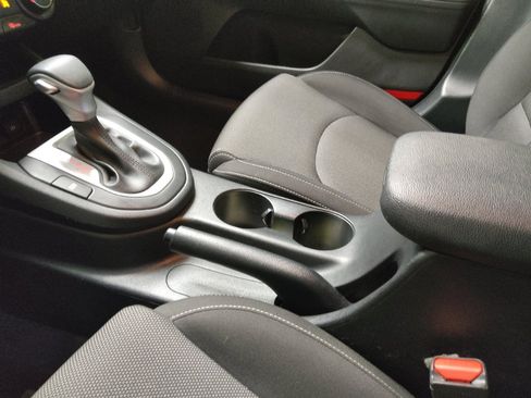 Used 2024 Kia Forte LXS image 26