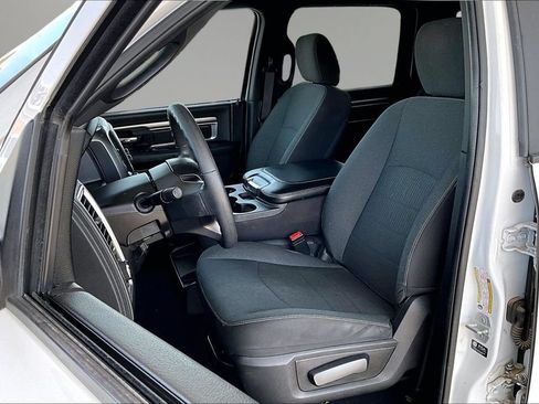 Used 2024 RAM 1500 Warlock AWD/4WD image 22