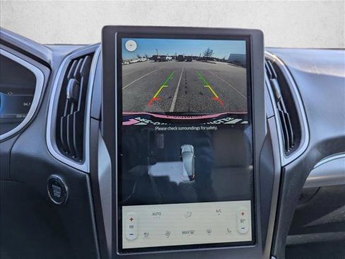 Used 2021 Ford Edge SEL w/ Convenience Package FWD image 18