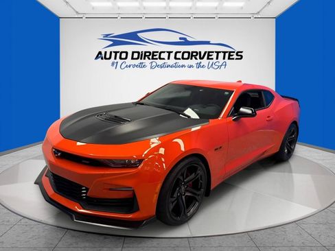 Used 2021 Chevrolet Camaro SS RWD image 1