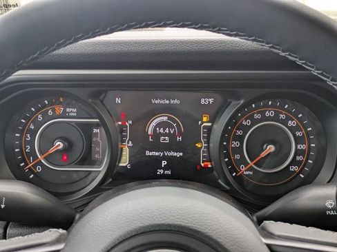 New 2025 Jeep Gladiator Sport image 28