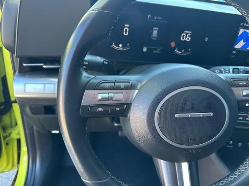 Used 2025 Hyundai Kona SEL AWD/4WD image 20
