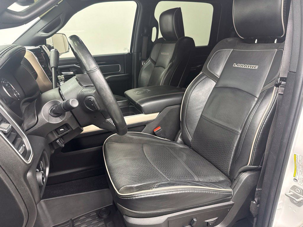 Used 2019 RAM 2500 Laramie AWD/4WD image 13