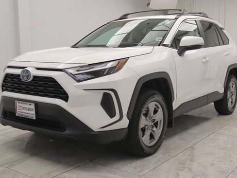 Used 2024 Toyota RAV4 XLE w/ Weather Package AWD/4WD image 6