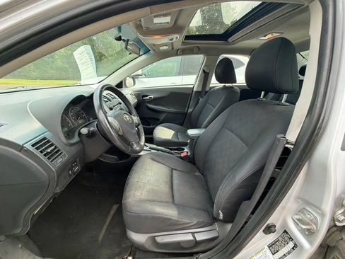 Used 2009 Toyota Corolla S FWD image 9