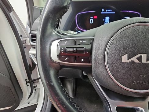 Used 2023 Kia Sportage EX FWD image 28