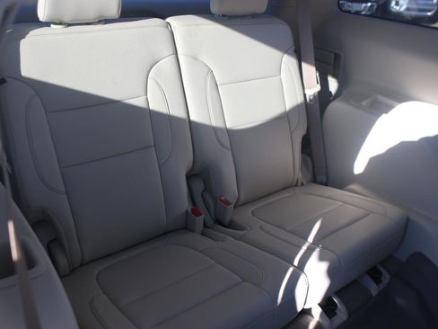 Used 2021 GMC Acadia Denali w/ Denali Technology Package image 38