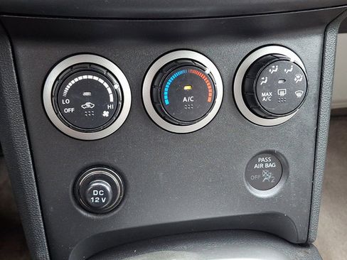 Used 2011 Nissan Rogue SV AWD/4WD image 15