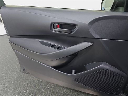 Certified 2025 Toyota Corolla LE image 24