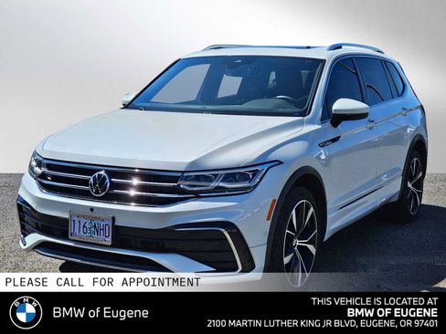 Used 2022 Volkswagen Tiguan SEL R-Line AWD/4WD image 7