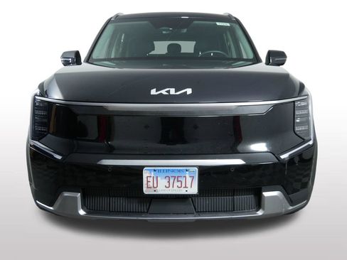 Used 2024 Kia EV9 Wind AWD/4WD image 4