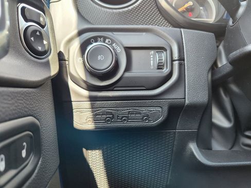 New 2026 Jeep Wrangler Unlimited Rubicon AWD/4WD image 19