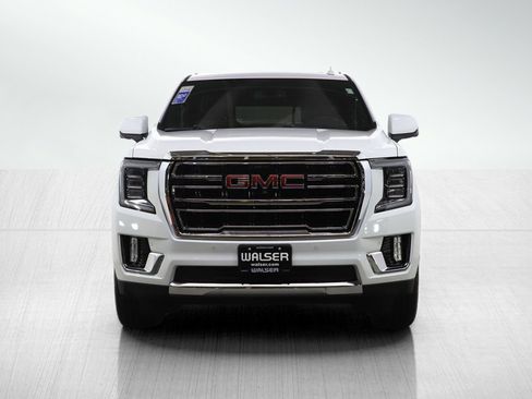 Used 2021 GMC Yukon SLT w/ SLT Premium Package image 8