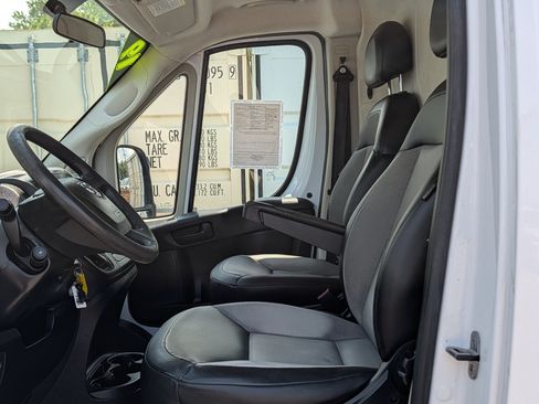 Used 2019 RAM ProMaster 2500 FWD image 18