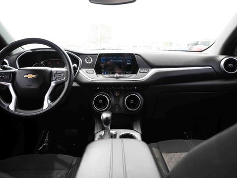 Used 2019 Chevrolet Blazer LT FWD image 20