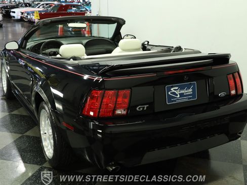 Used 2000 Ford Mustang GT RWD image 8