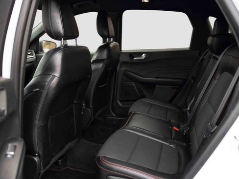 Used 2023 Ford Escape ST-Line image 15