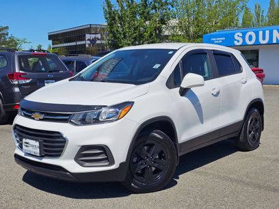 Used 2022 Chevrolet Trax LS w/ Tint and Cruise Package