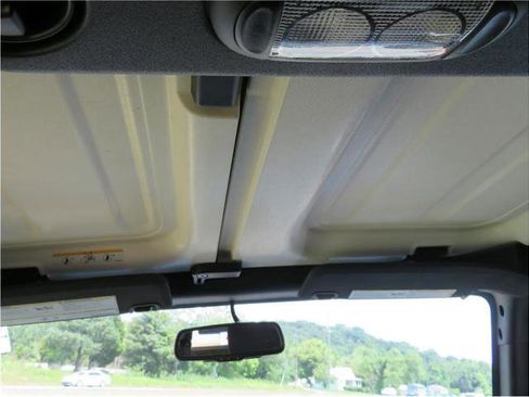 Used 2018 Jeep Wrangler Unlimited Sahara w/ Max Tow Package image 22