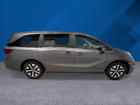 New 2026 Honda Odyssey EX-L image 2