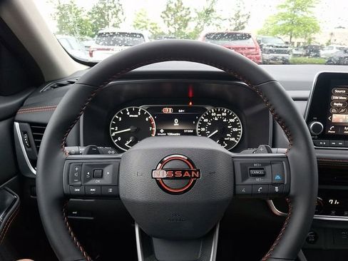 New 2026 Nissan Rogue SV AWD/4WD image 17
