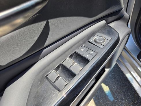 Used 2024 Lexus ES 350 w/ Accessory Package (Z1) FWD image 15
