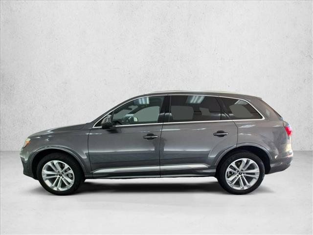 Used 2025 Audi Q7 3.0T Premium Plus AWD/4WD image 9