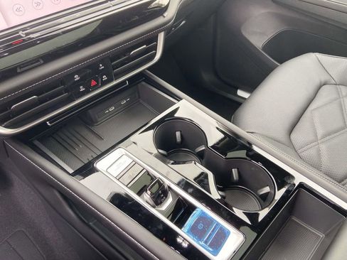 New 2026 Volkswagen Atlas SE FWD image 26