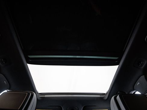 Certified 2026 Porsche Cayenne AWD/4WD image 30