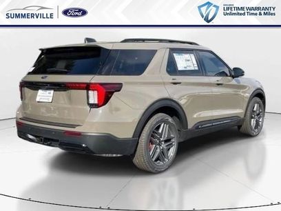 New 2026 Ford Explorer ST-Line w/ ST-Line Street Pack