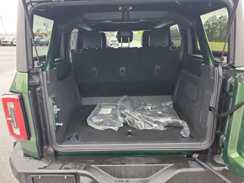 Used 2023 Ford Bronco Wildtrak image 10