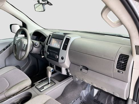 Used 2019 Nissan Frontier SV RWD image 26