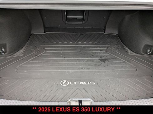 Used 2025 Lexus ES 350 350 Luxury w/ Accessory Package (Z2) image 27