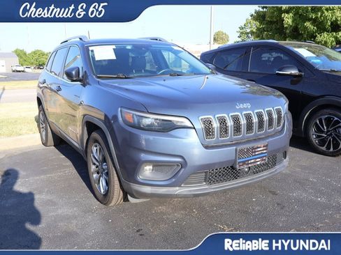 Used 2021 Jeep Cherokee Latitude Plus FWD image 2