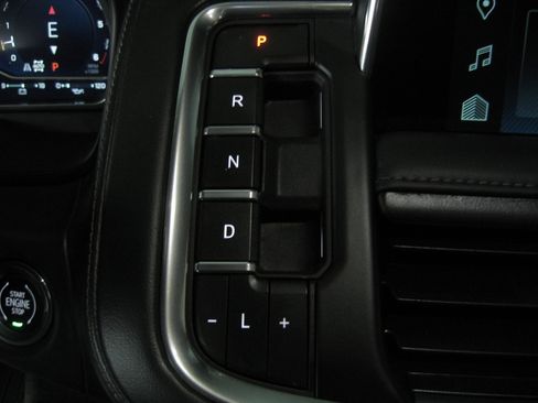 Used 2023 Chevrolet Tahoe LT w/ LT Signature Plus Package image 17