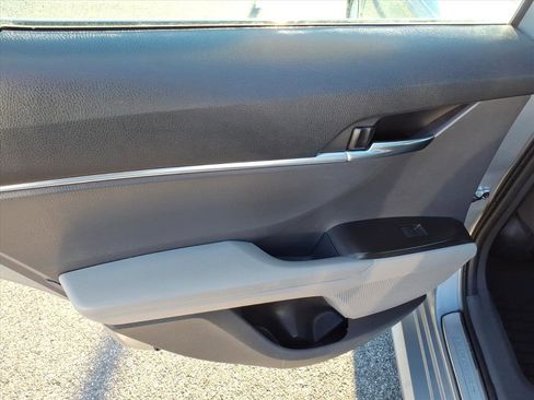 Used 2024 Toyota Camry LE image 21